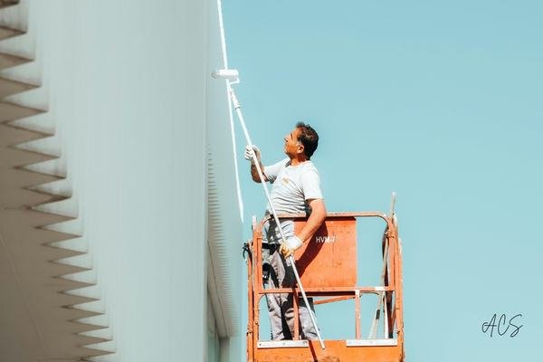 Signs Your Home in Surf City or Wrightsville Beach Needs Exterior Painting